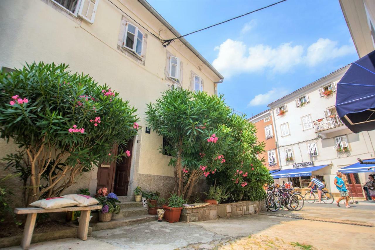 Apartment Dolores Cres Zewnętrze zdjęcie